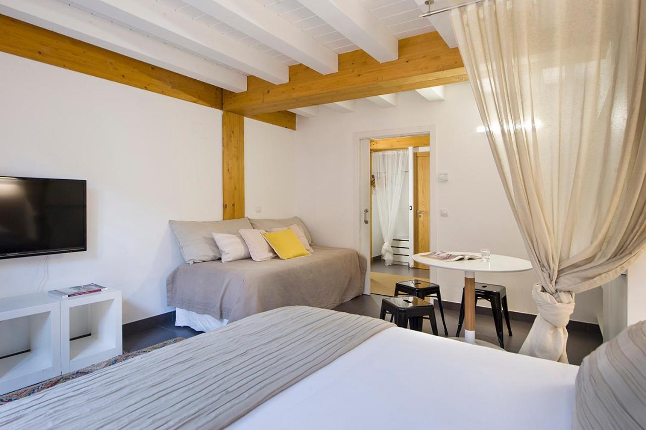 La Casa De Santa Maria Estudios Vitoria-Gasteiz Luaran gambar